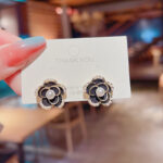 Rose Gold Flower Long Necklace - Image 5